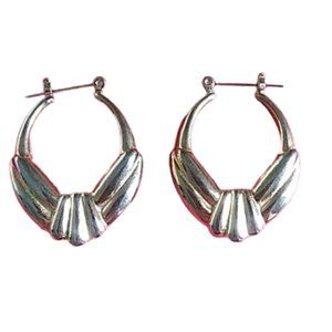 Vintage Gold tone hoop lever statement earrings